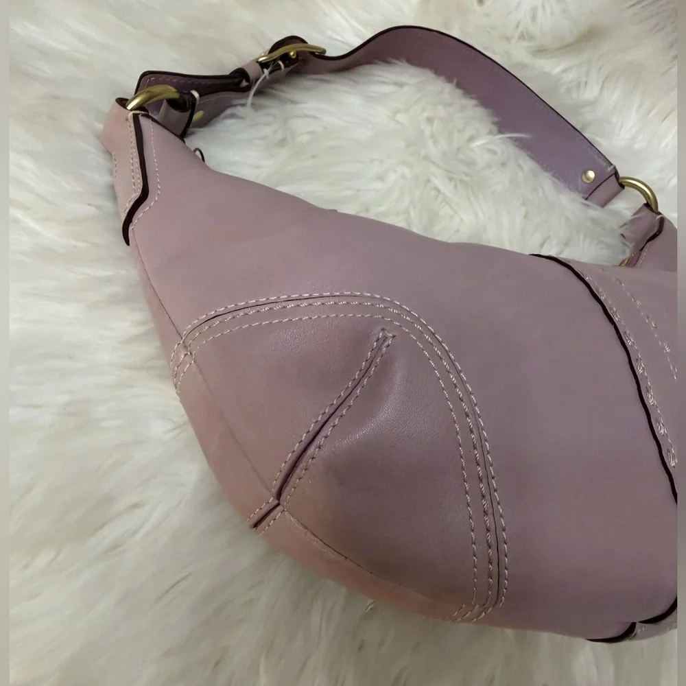Coach #Z15226 Mauve Leather Hobo Bag